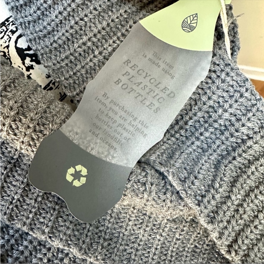 NWT QUAGGA Green Label Eternity Grey Knitted Infinity Scarf - Picture 7 of 9